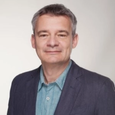 Doświadczony menadżer w sprzedaży doradczej, bezpośredniej